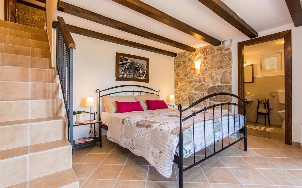 Apartman Bonaca Vrbnik Exteriér fotografie