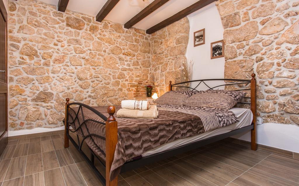 Apartman Bonaca Vrbnik Exteriér fotografie