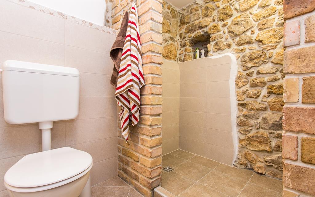 Apartman Bonaca Vrbnik Exteriér fotografie